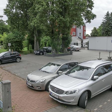 Pension Donau Grill Hannover Buitenkant foto