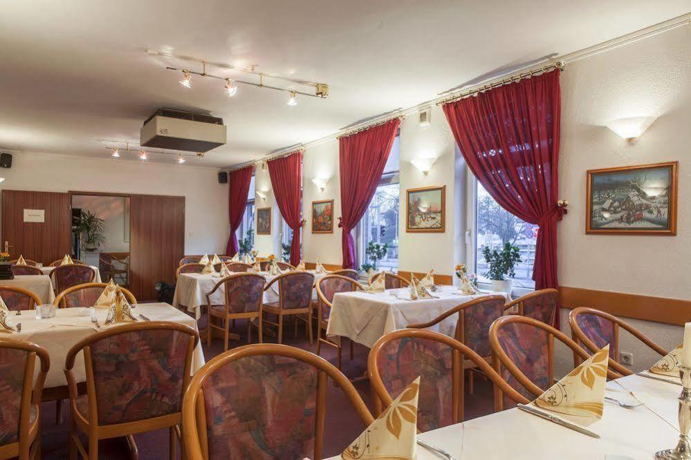 Pension Donau Grill Hannover Buitenkant foto
